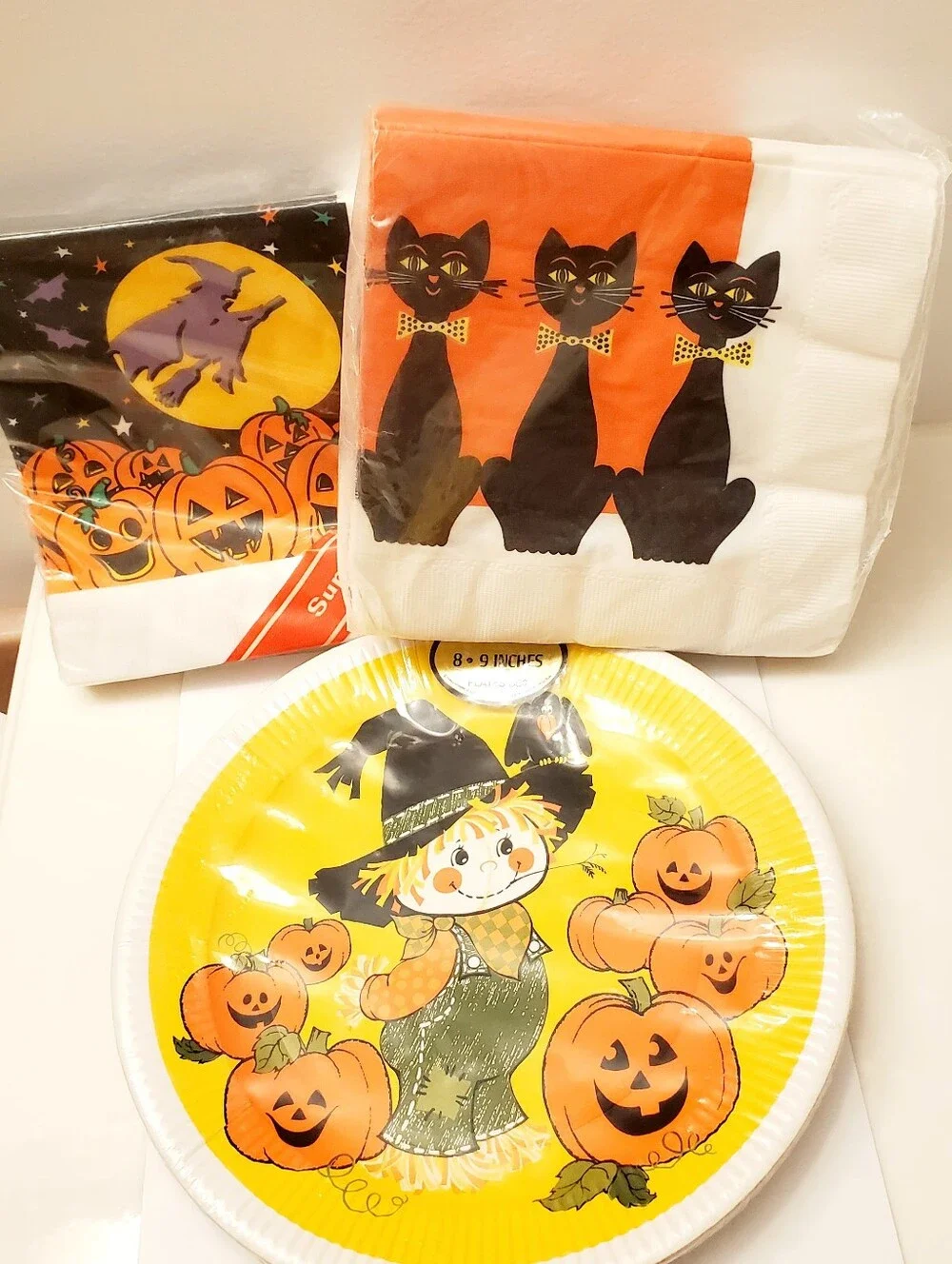 Vintage Halloween Paper Plates & Napkin Party Set - Orange & Yellow, Hallmark